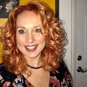 Meet your Posher, Stacy